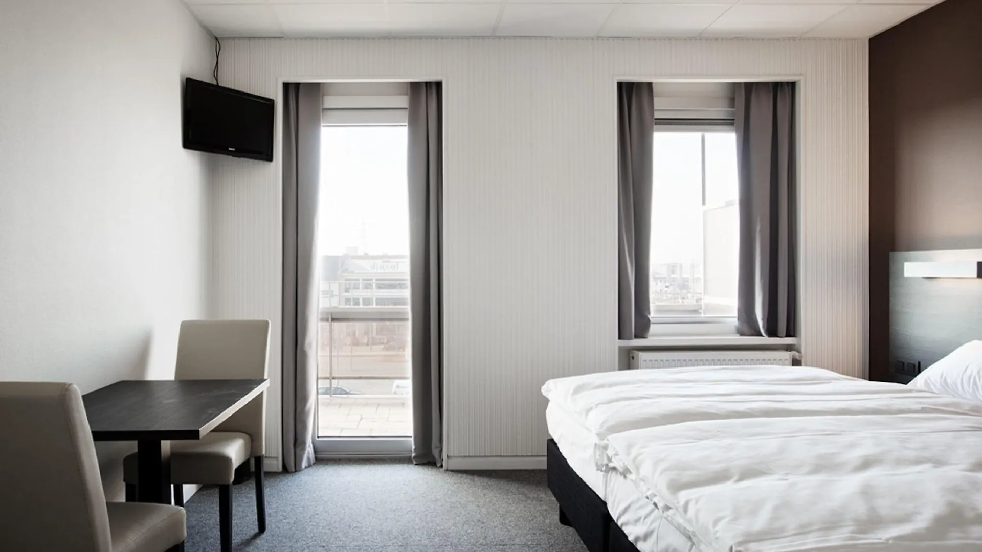 Antwerp Harbour Hotel 3*,  Bélgica
